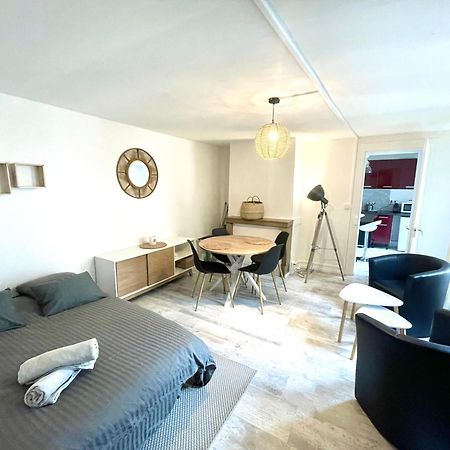 Le Victor Hugo Appartement Besançon Buitenkant foto